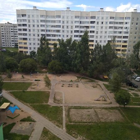 Комната Для Гостей Рядом С Станцией Метро Каменная Горка Minsk Bagian luar foto
